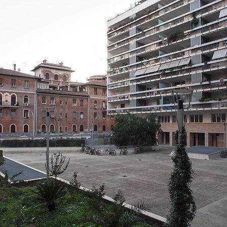 Penthouse 41 In Trastevere With Big Terrace Rome Exterior photo