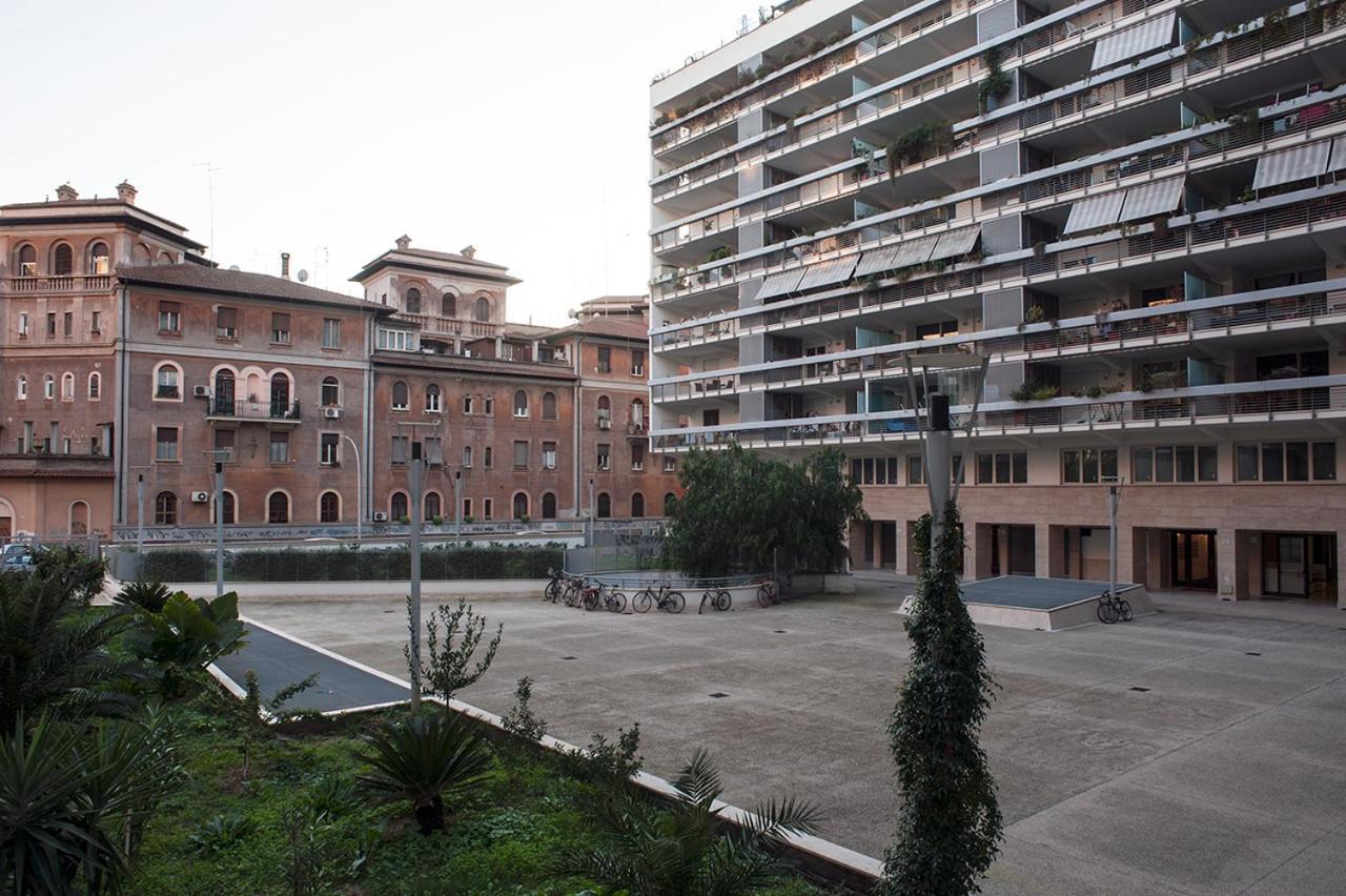 Penthouse 41 In Trastevere With Big Terrace Rome Exterior photo