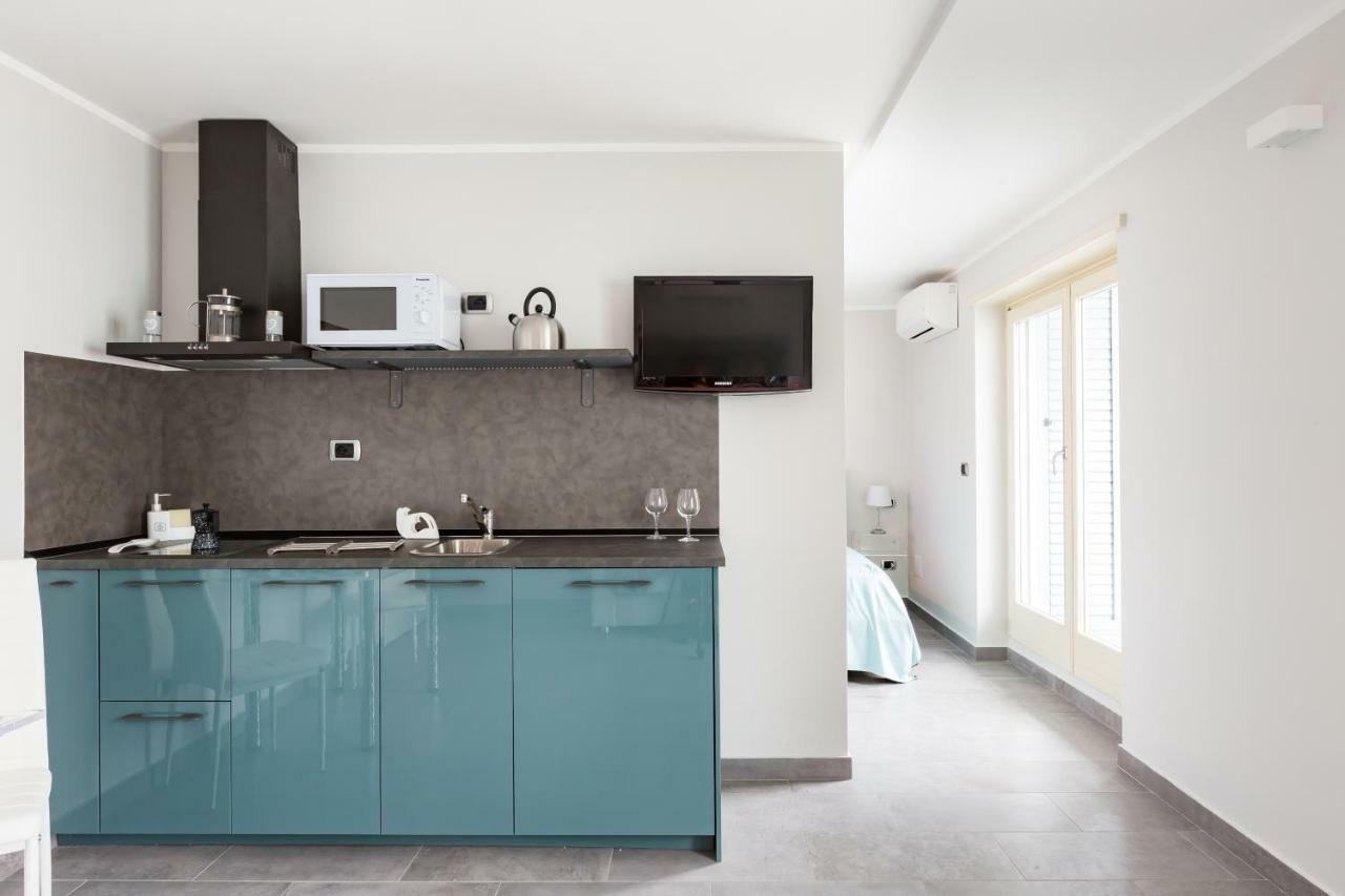 Penthouse 41 In Trastevere With Big Terrace Rome Exterior photo